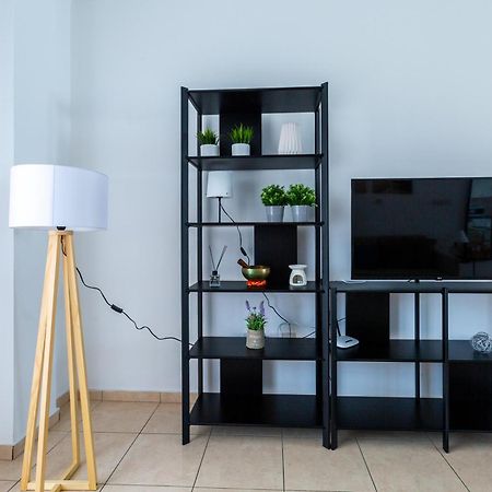 Beautiful 2 Bed Apartment In Paphos Cyprus Exteriér fotografie
