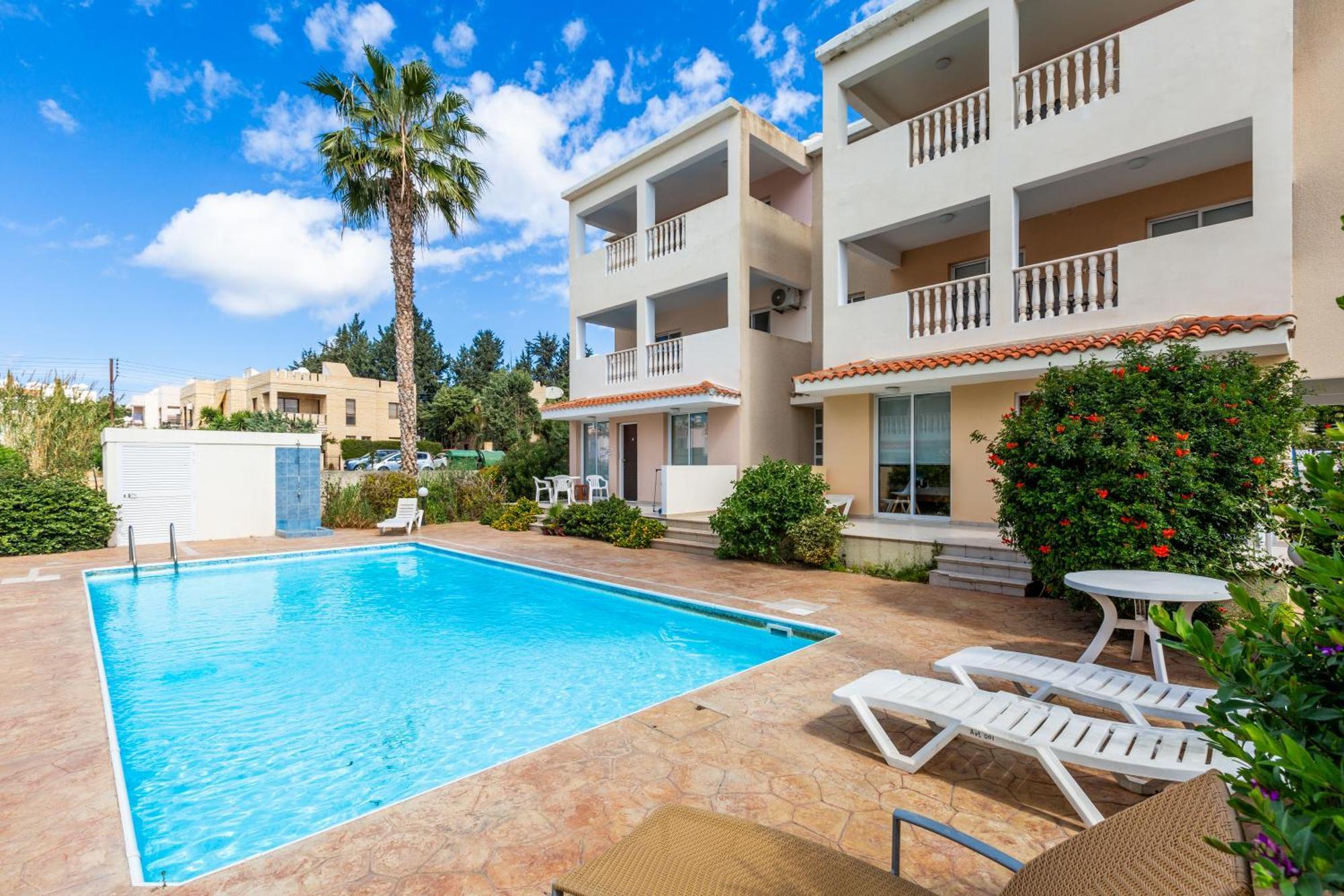 Beautiful 2 Bed Apartment In Paphos Cyprus Exteriér fotografie