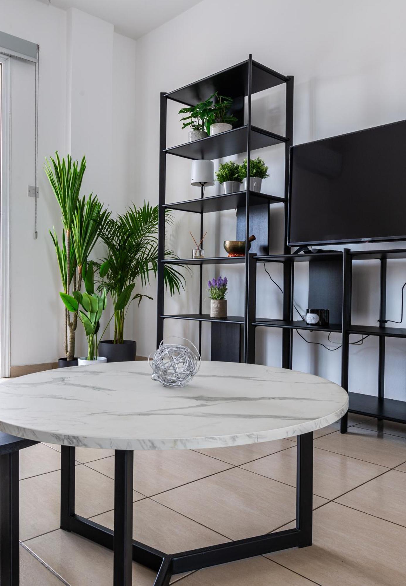 Beautiful 2 Bed Apartment In Paphos Cyprus Exteriér fotografie