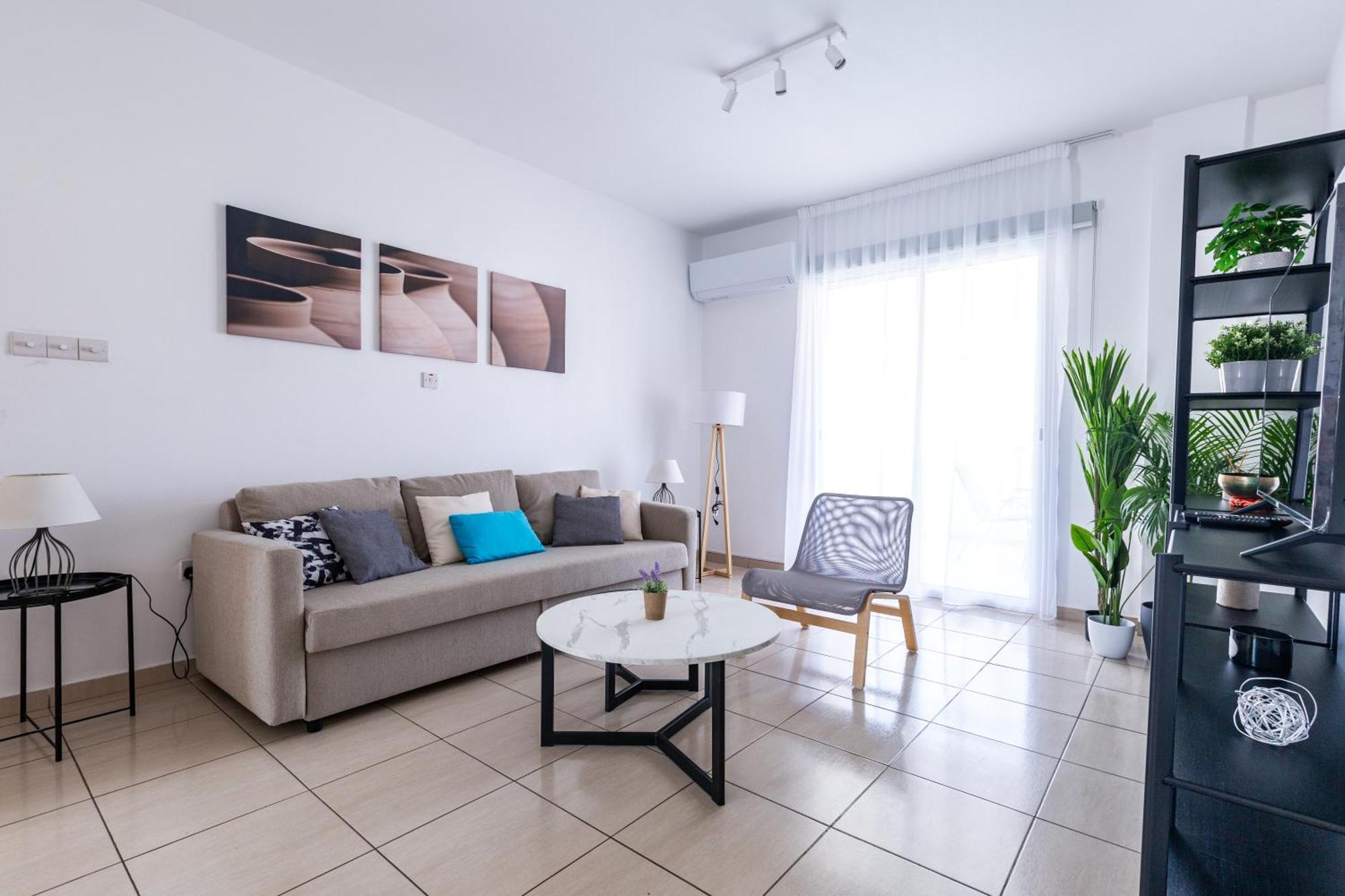 Beautiful 2 Bed Apartment In Paphos Cyprus Exteriér fotografie