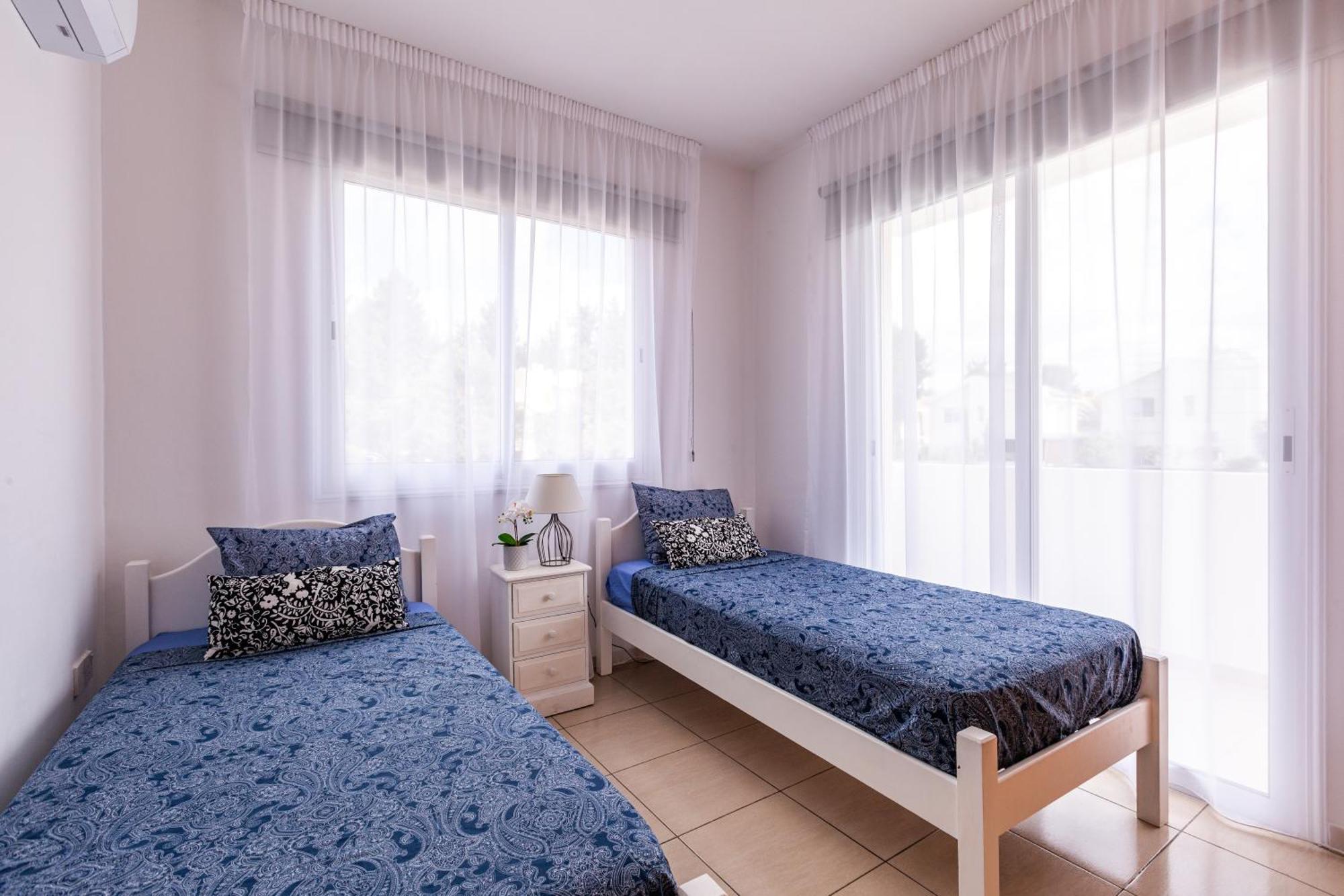 Beautiful 2 Bed Apartment In Paphos Cyprus Exteriér fotografie