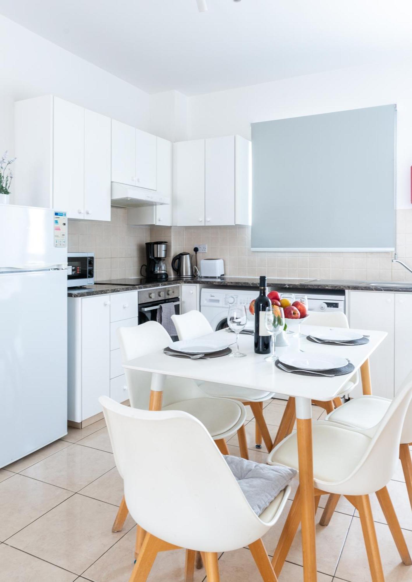 Beautiful 2 Bed Apartment In Paphos Cyprus Exteriér fotografie