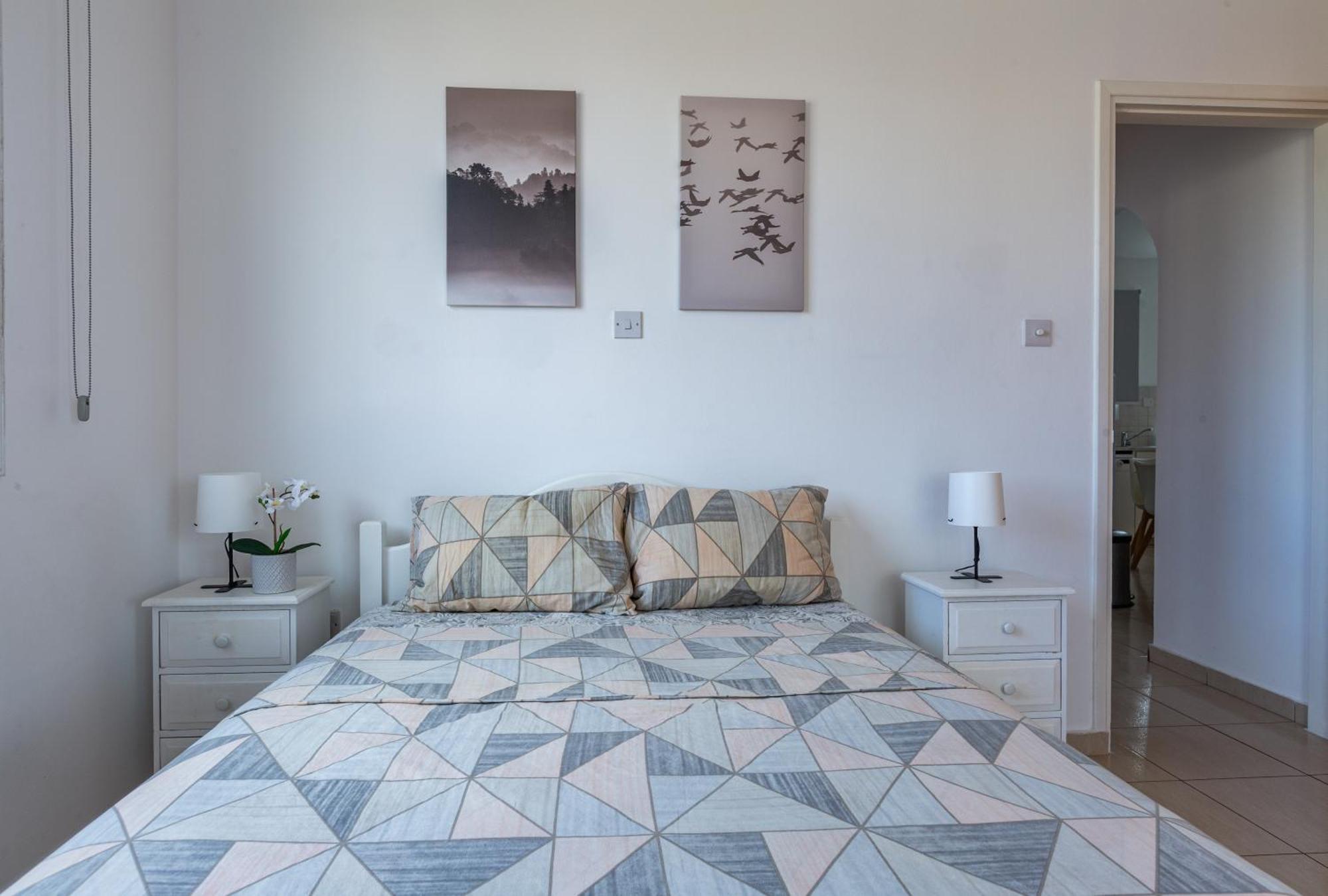 Beautiful 2 Bed Apartment In Paphos Cyprus Exteriér fotografie