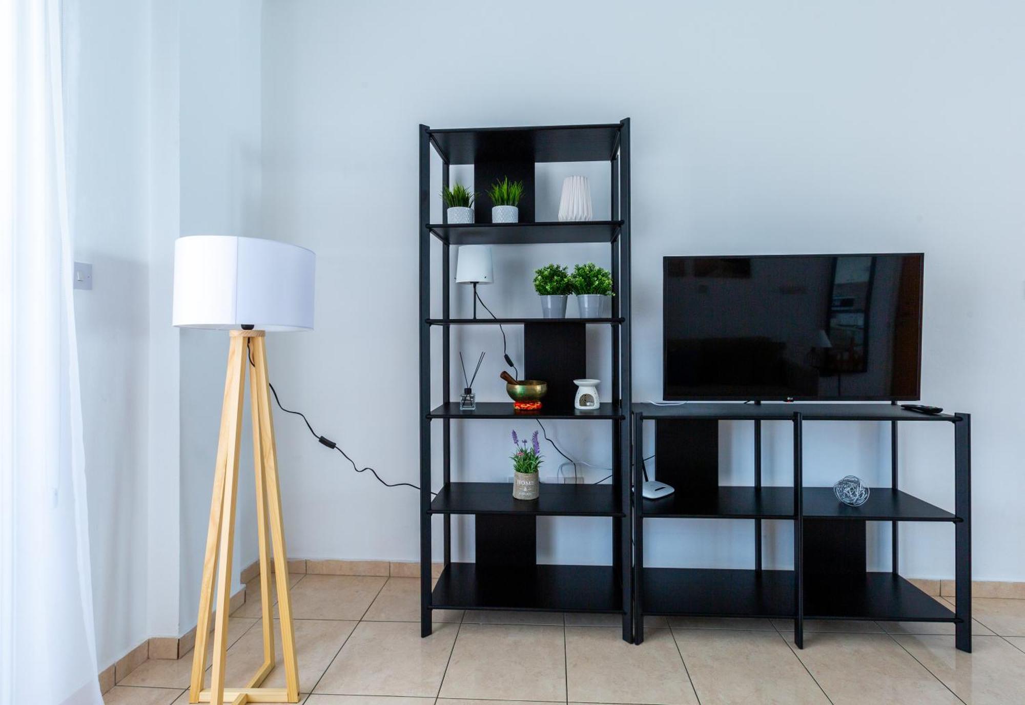 Beautiful 2 Bed Apartment In Paphos Cyprus Exteriér fotografie