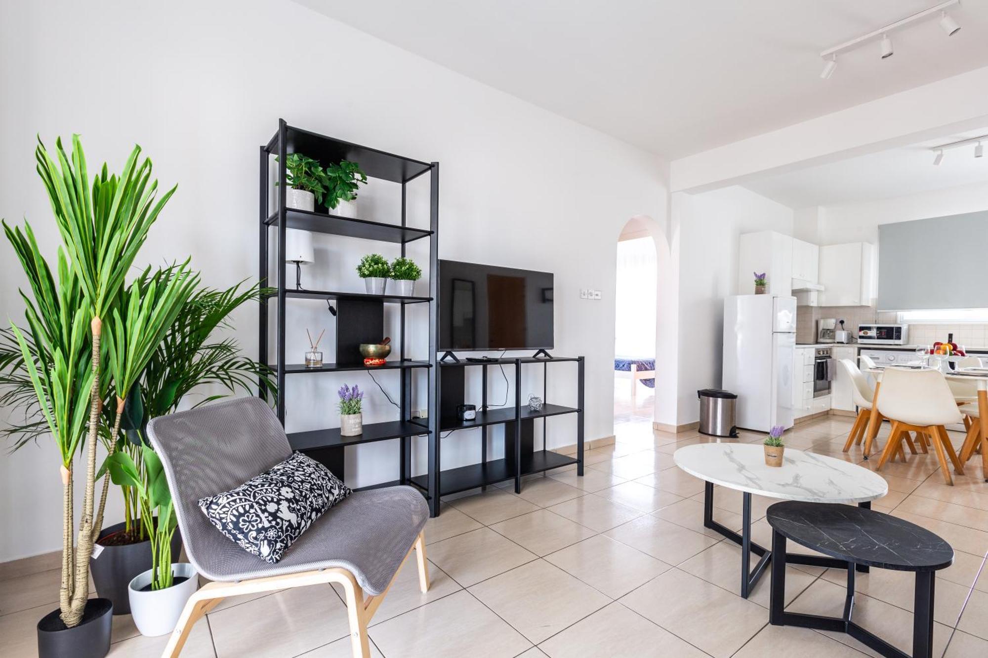 Beautiful 2 Bed Apartment In Paphos Cyprus Exteriér fotografie