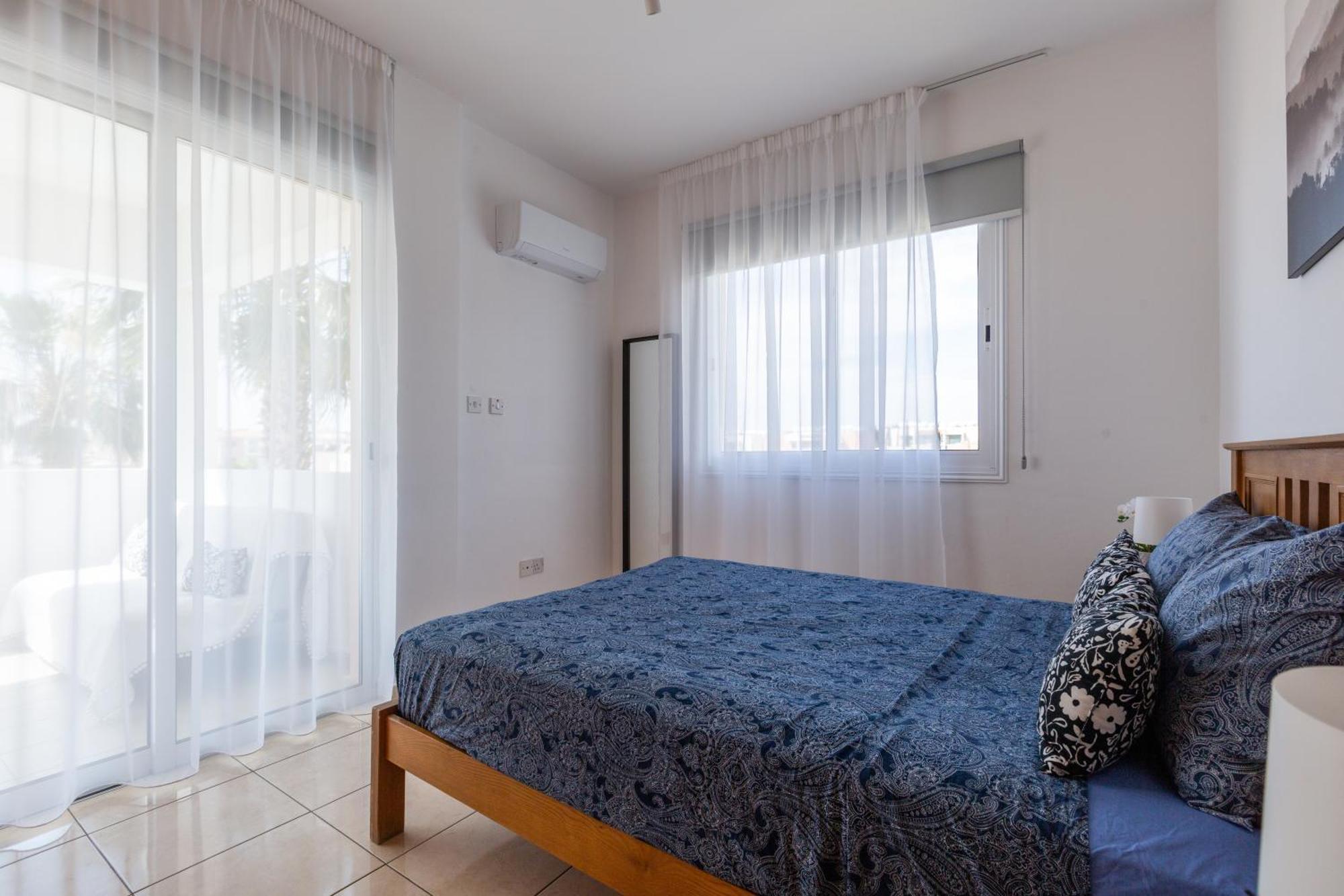 Beautiful 2 Bed Apartment In Paphos Cyprus Exteriér fotografie