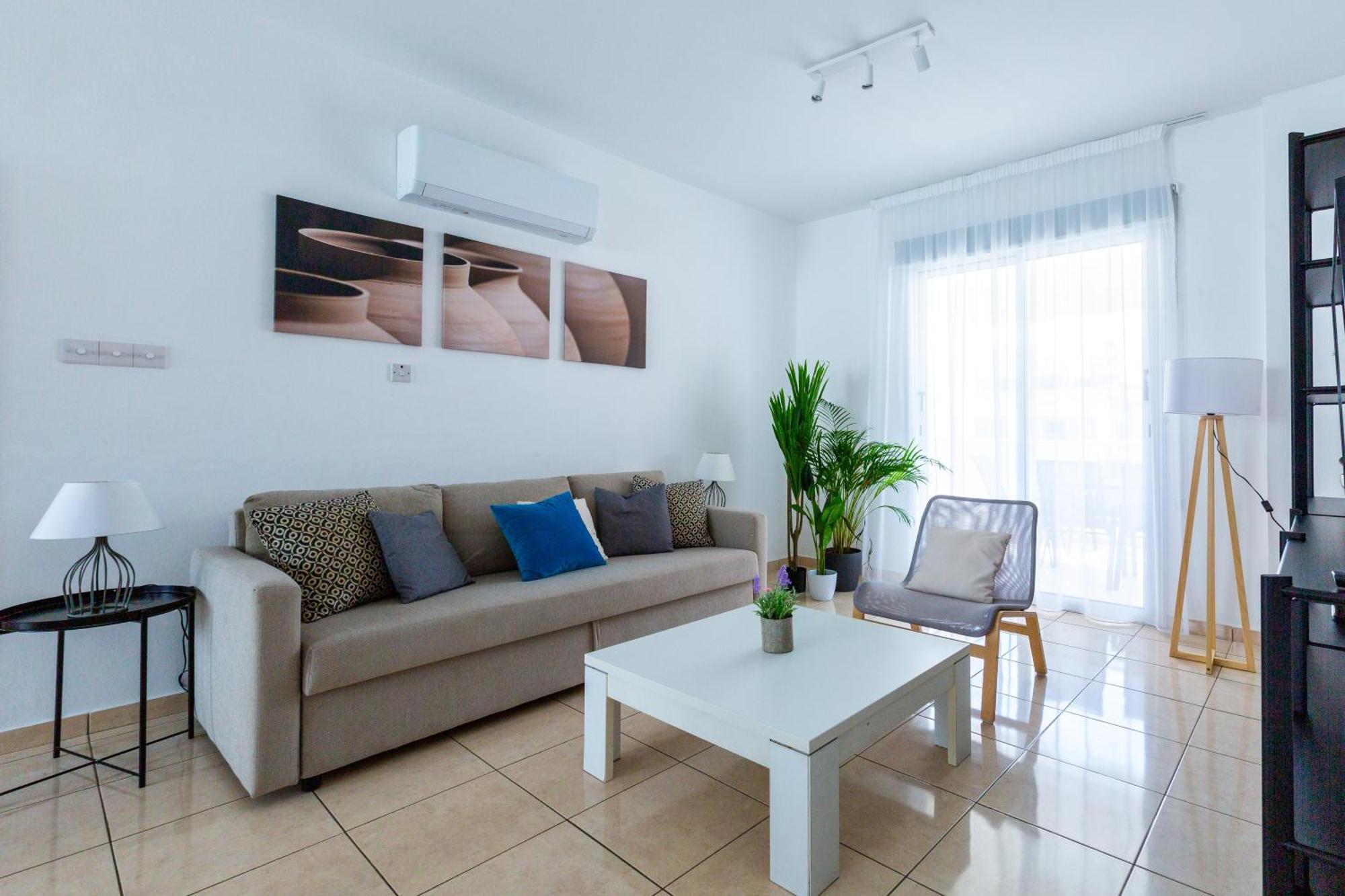 Beautiful 2 Bed Apartment In Paphos Cyprus Exteriér fotografie